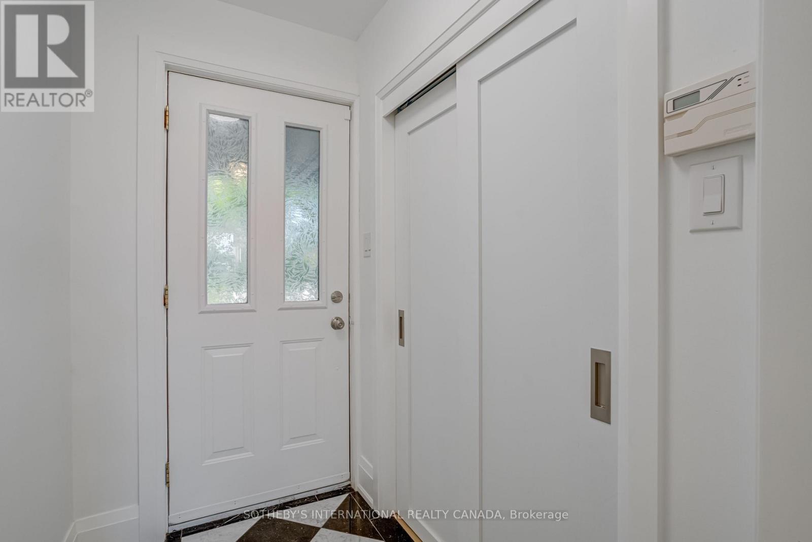 34 Euphrasia Drive, Toronto (yorkdale-glen Park), Ontario