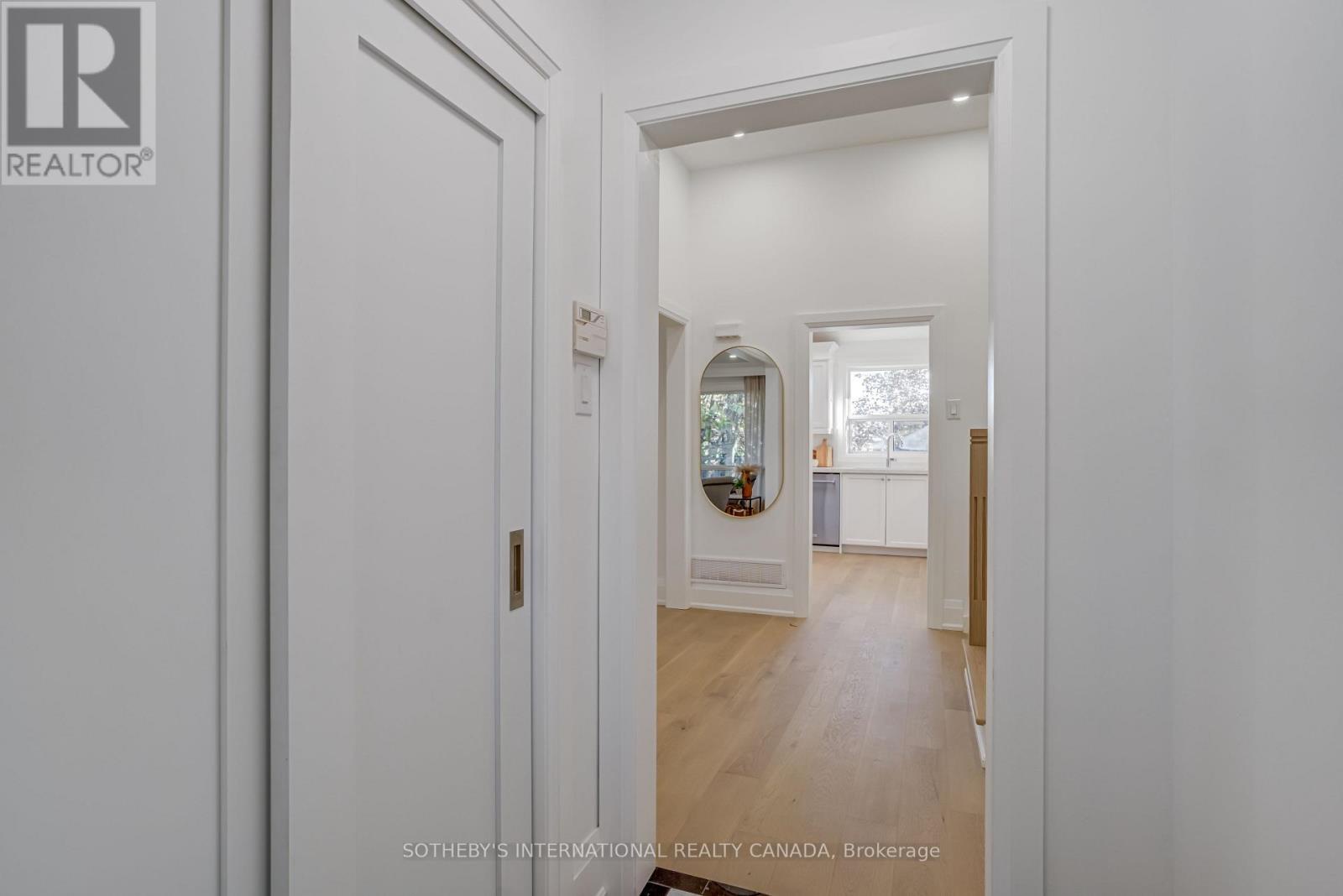 34 Euphrasia Drive, Toronto (yorkdale-glen Park), Ontario