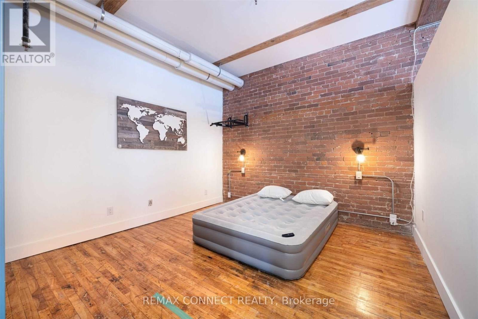 301 - 90 Sherbourne Street, Toronto (moss Park), Ontario