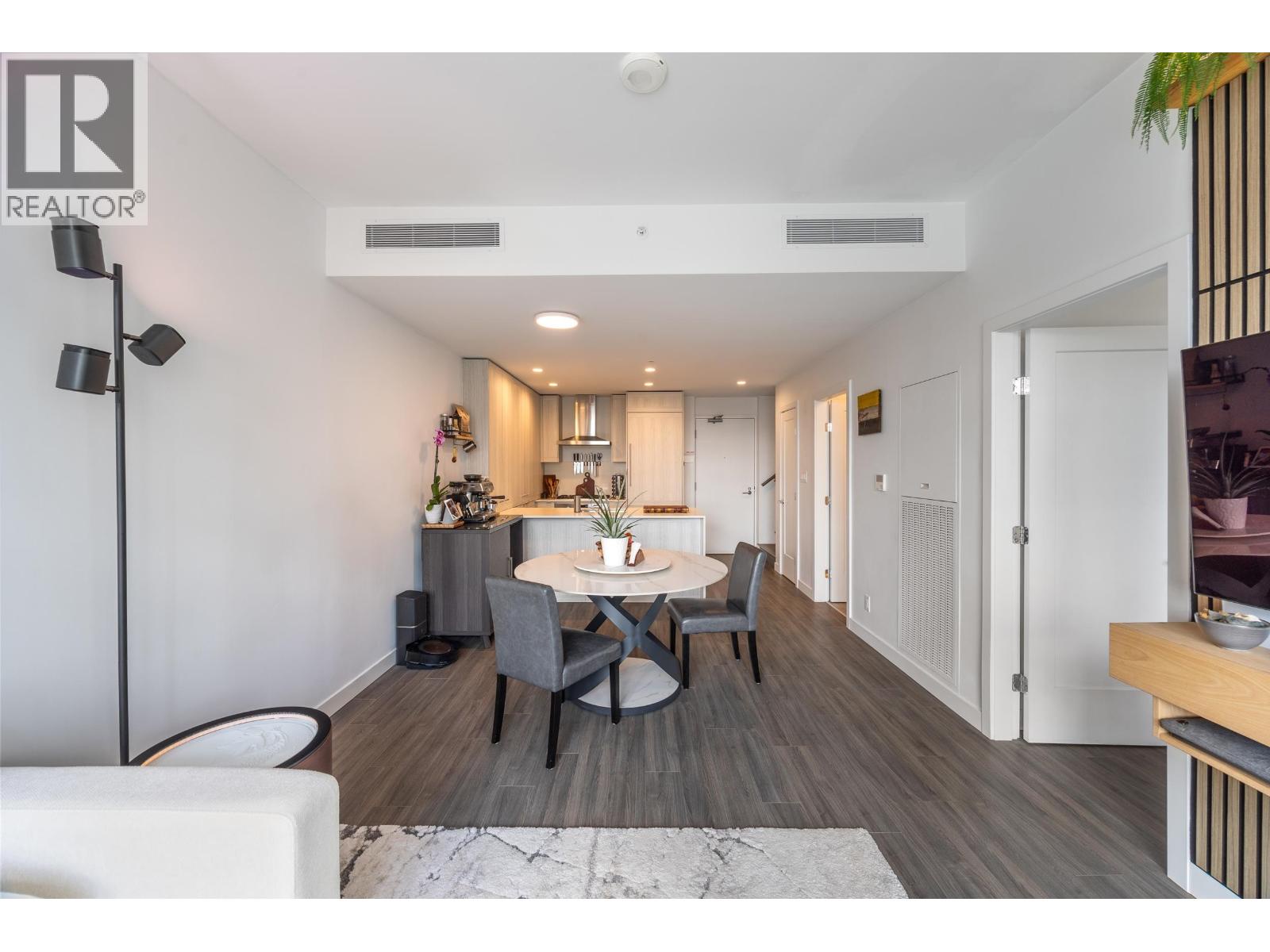 Th307 2351 Beta Avenue, Burnaby, British Columbia