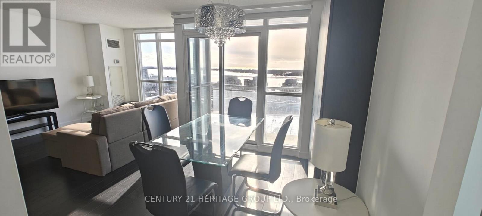 2009 - 15 Iceboat Terrace, Toronto (waterfront Communities), Ontario