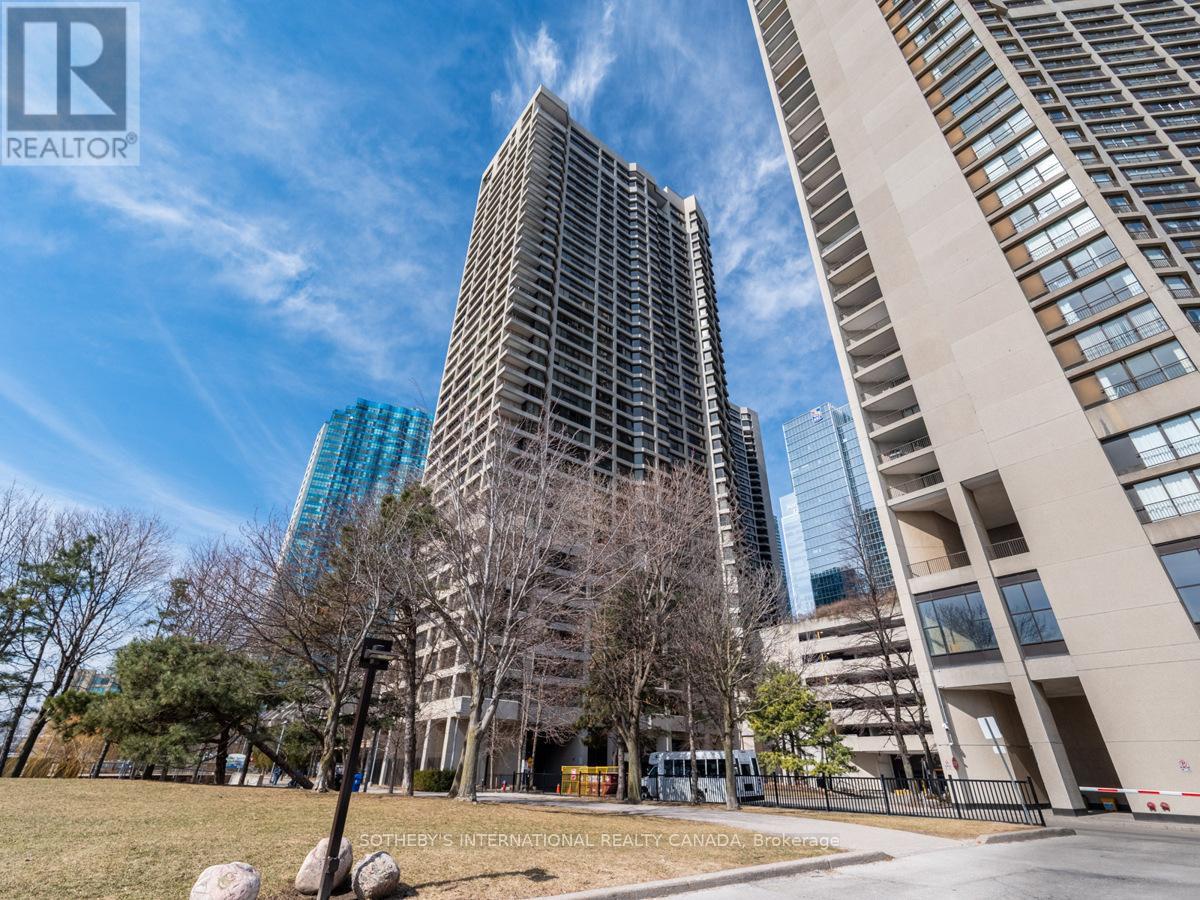 2204 - 65 Harbour Square, Toronto (waterfront Communities), Ontario
