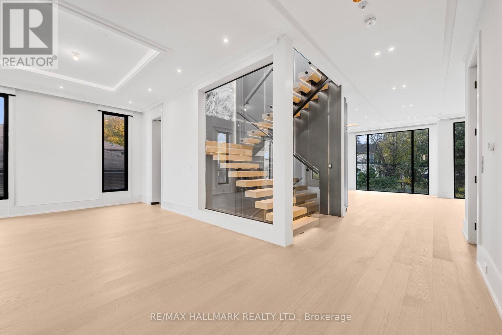 287 Hillcrest Avenue, Toronto (willowdale East), Ontario