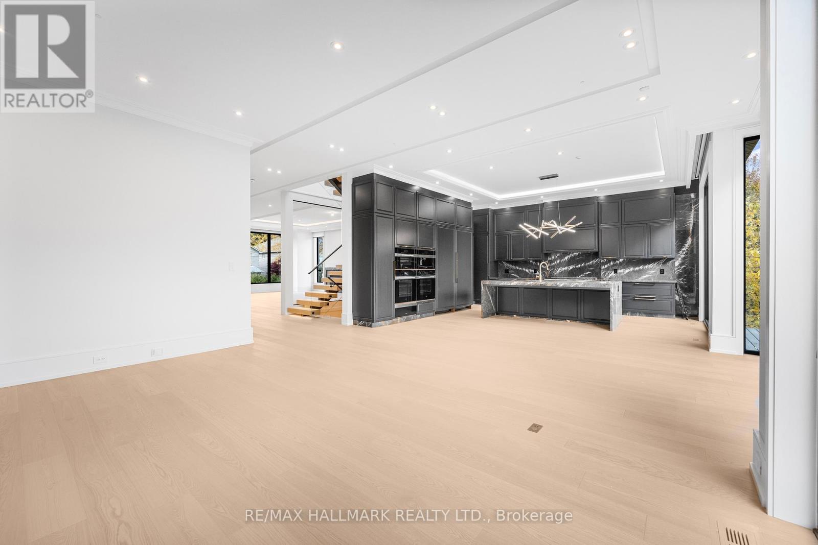 287 Hillcrest Avenue, Toronto (willowdale East), Ontario