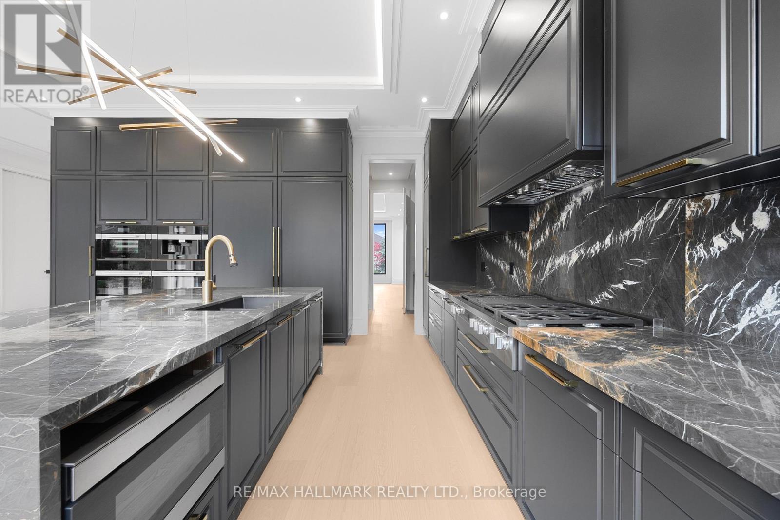 287 Hillcrest Avenue, Toronto (willowdale East), Ontario