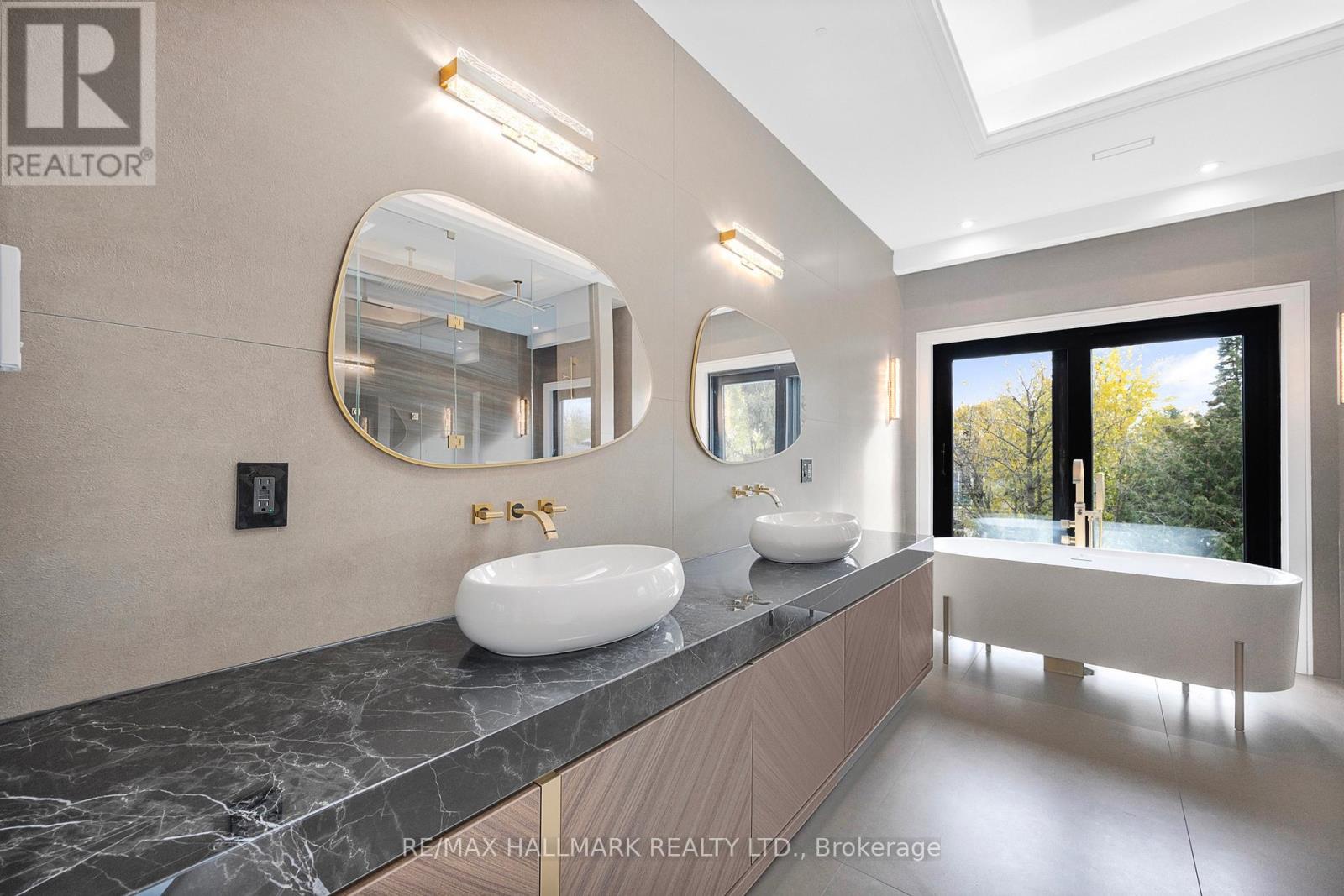287 Hillcrest Avenue, Toronto (willowdale East), Ontario