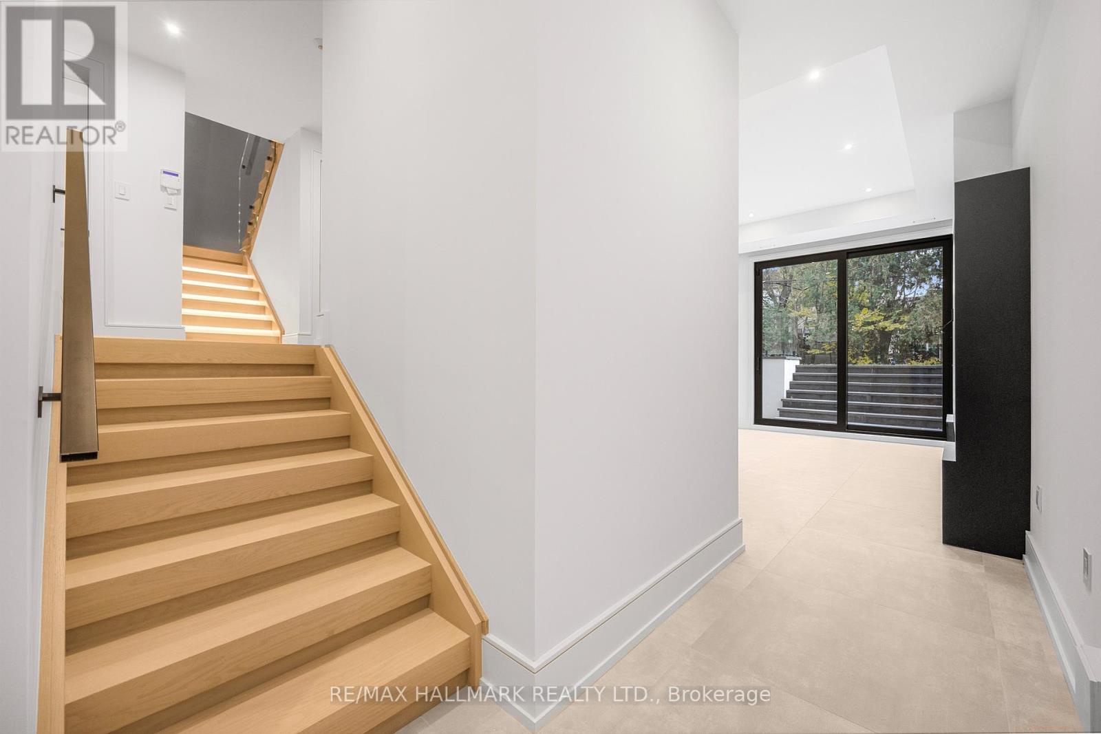 287 Hillcrest Avenue, Toronto (willowdale East), Ontario