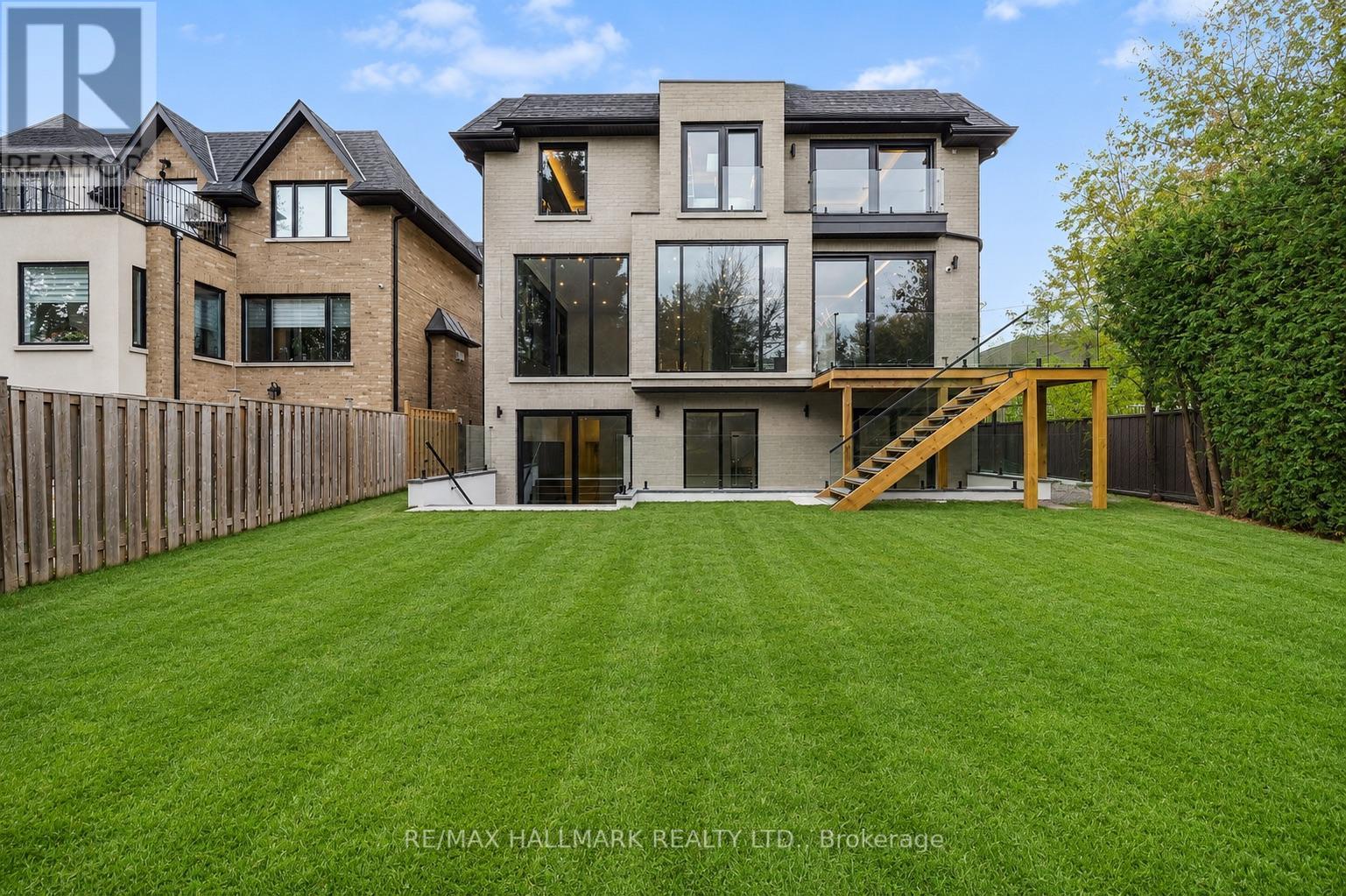 287 Hillcrest Avenue, Toronto (willowdale East), Ontario