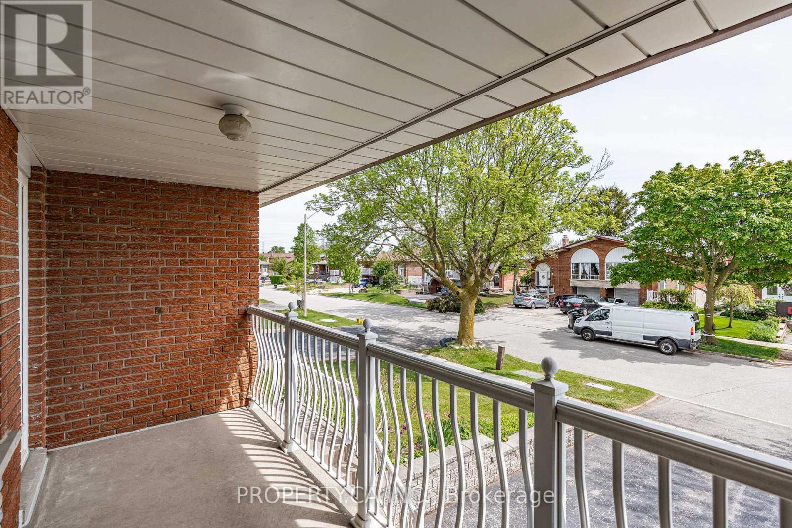 48 Navaho Drive, Toronto (pleasant View), Ontario