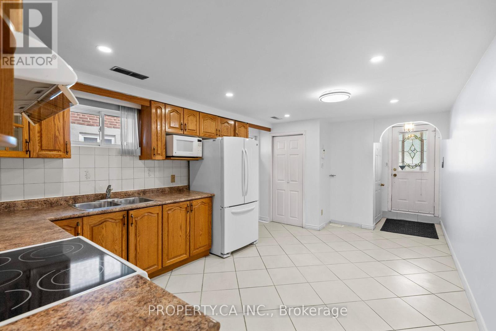 48 Navaho Drive, Toronto (pleasant View), Ontario