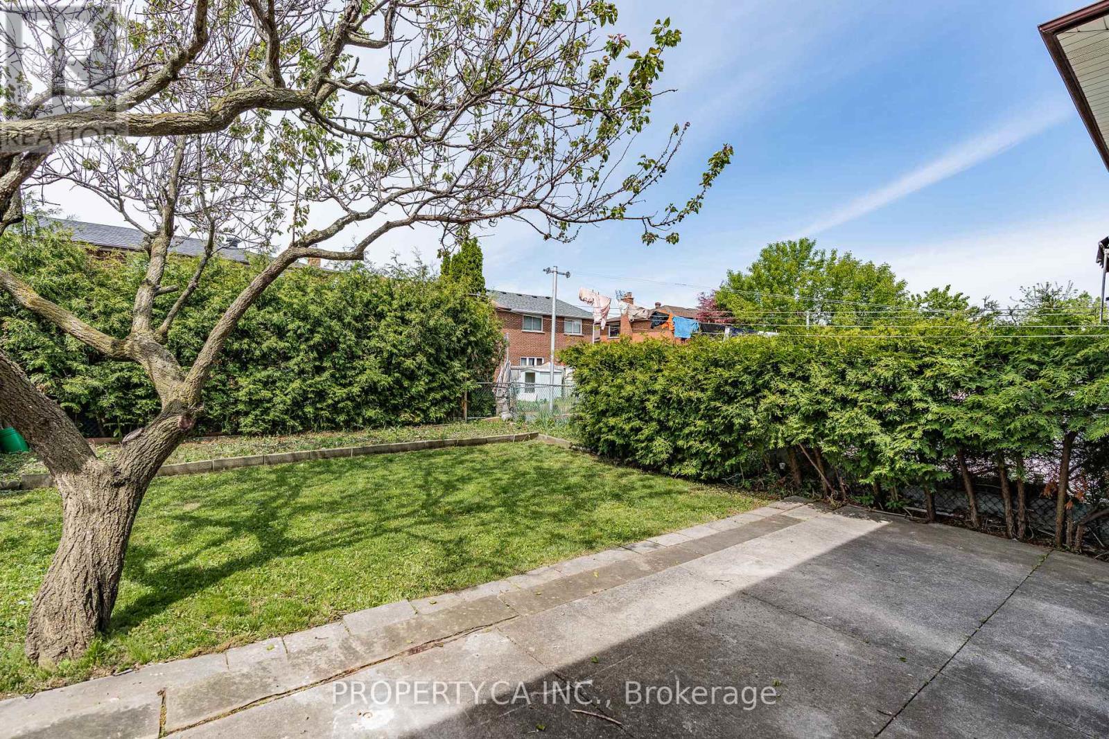 48 Navaho Drive, Toronto (pleasant View), Ontario