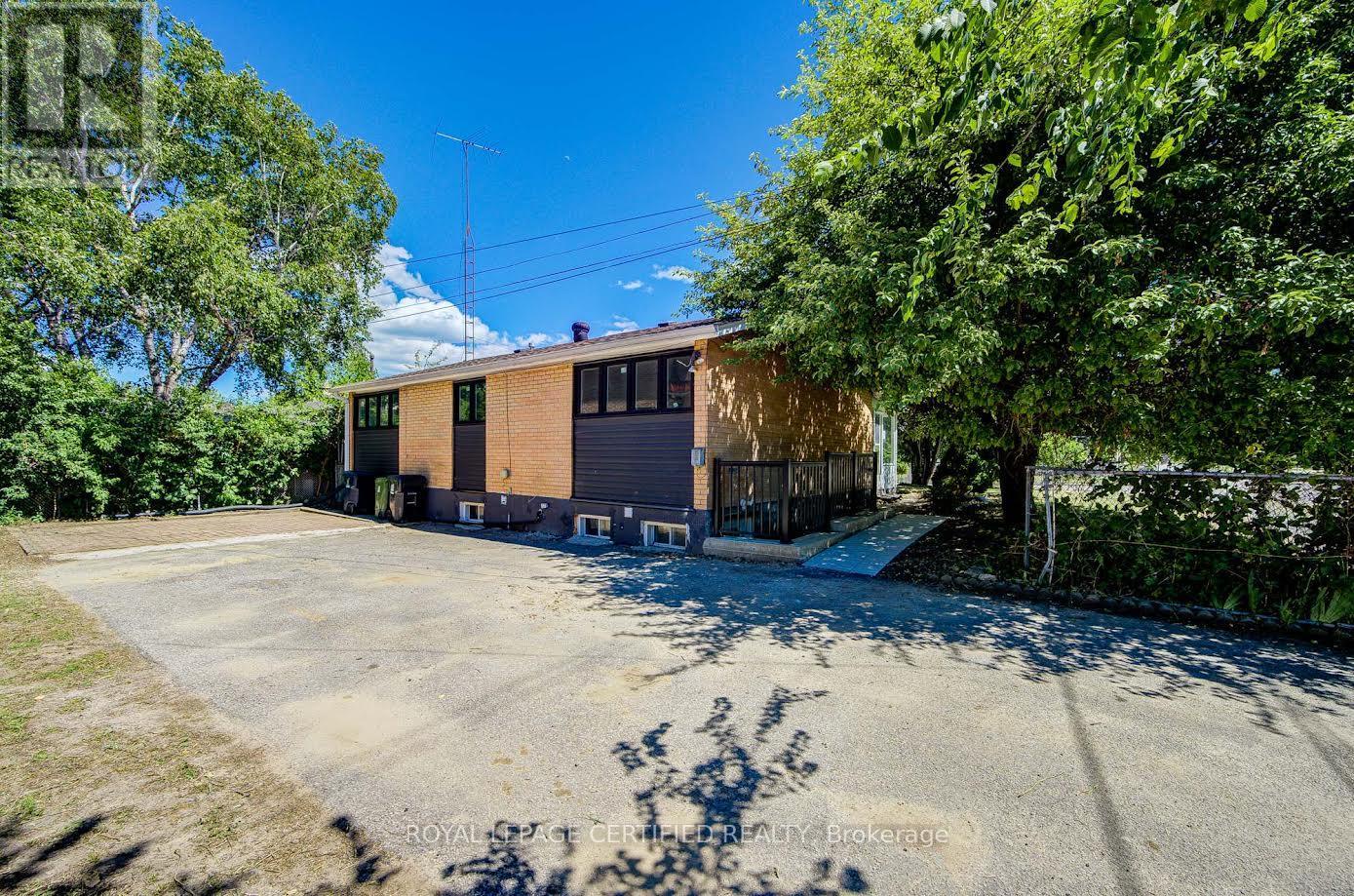 79 Samson Crescent, Toronto (woburn), Ontario