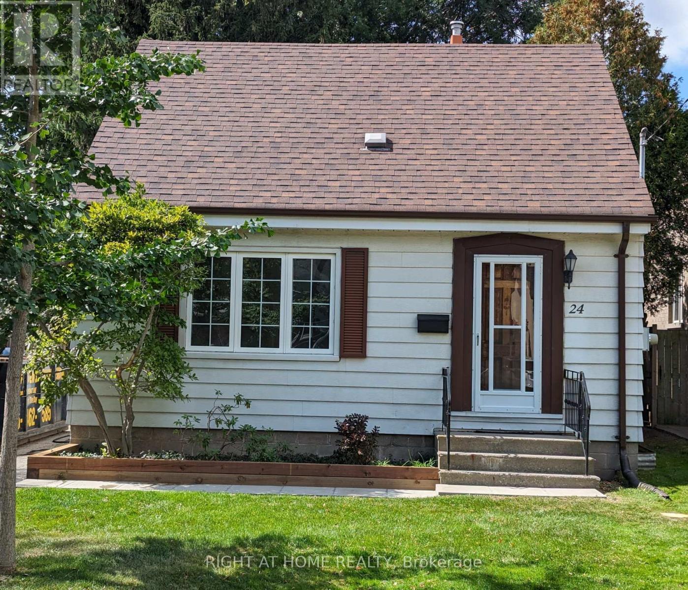 24 Harewood Avenue, Toronto (cliffcrest), Ontario