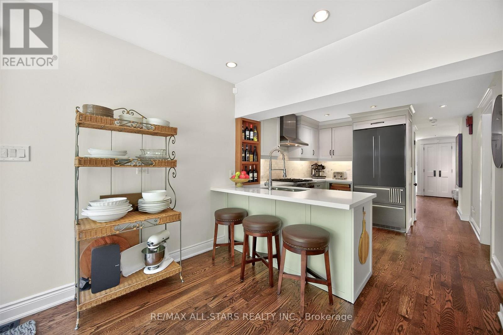 30 Edgewood Crescent, Toronto (rosedale-moore Park), Ontario