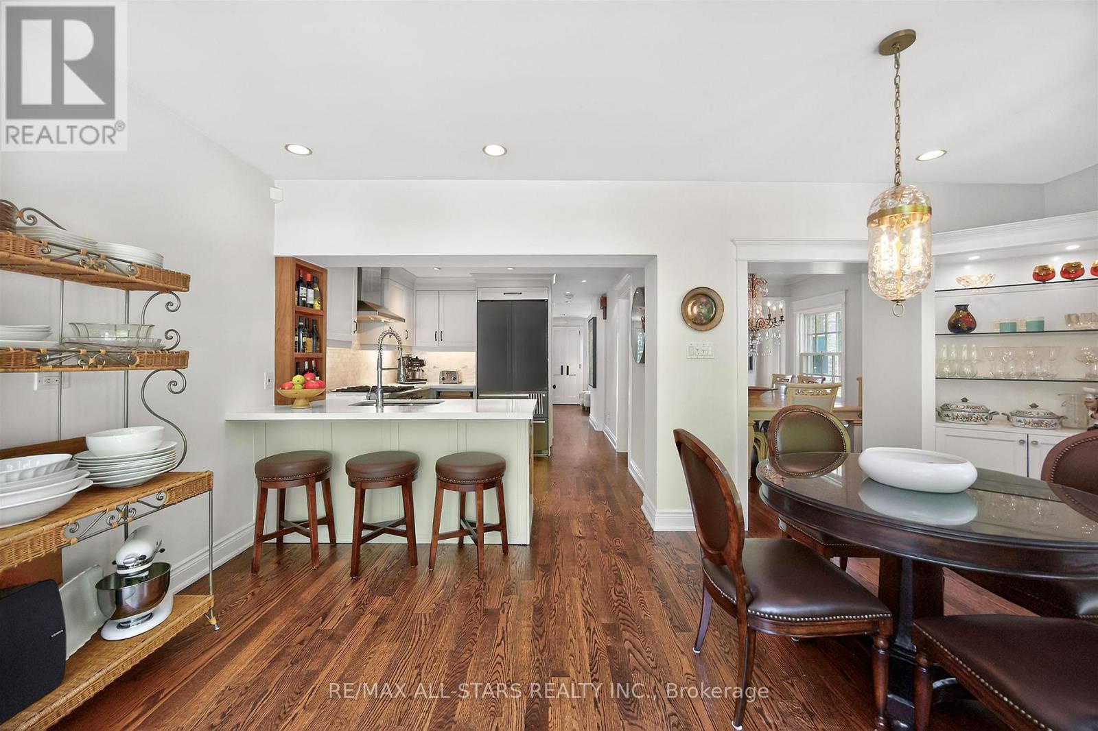 30 Edgewood Crescent, Toronto (rosedale-moore Park), Ontario