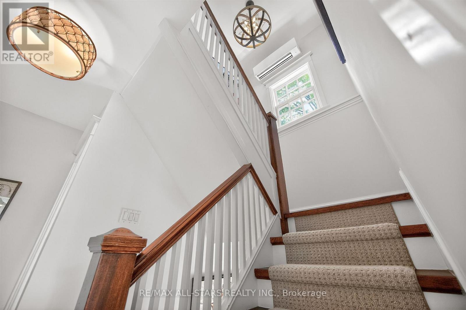 30 Edgewood Crescent, Toronto (rosedale-moore Park), Ontario