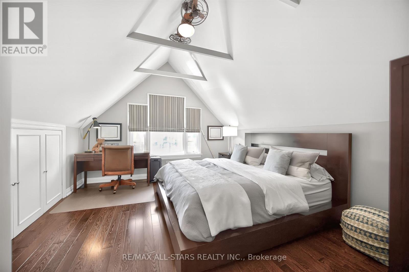 30 Edgewood Crescent, Toronto (rosedale-moore Park), Ontario