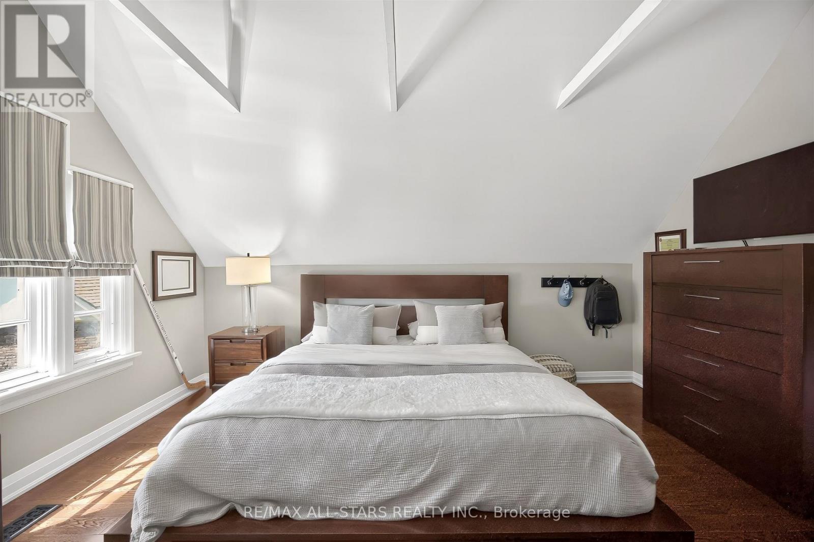 30 Edgewood Crescent, Toronto (rosedale-moore Park), Ontario