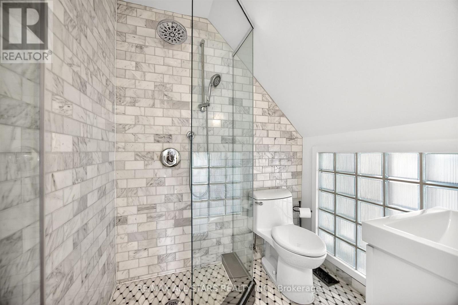 30 Edgewood Crescent, Toronto (rosedale-moore Park), Ontario