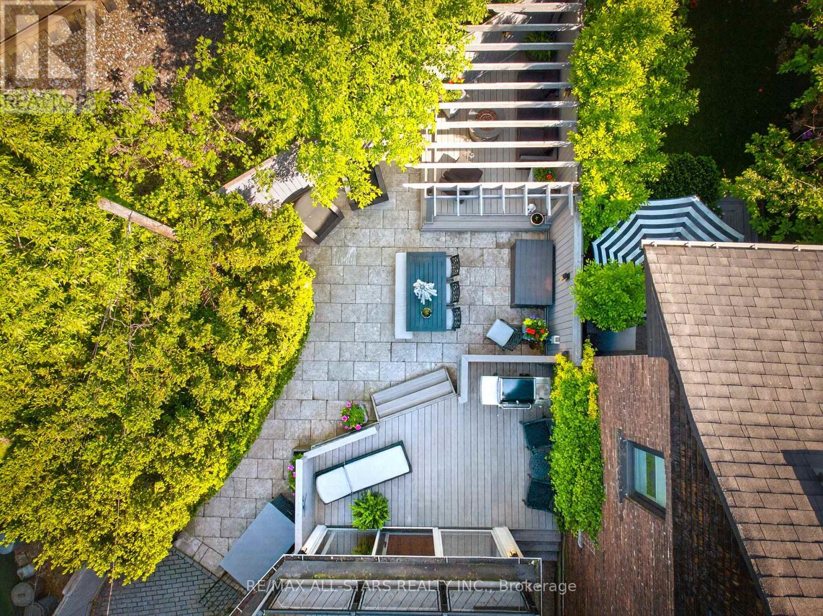 30 Edgewood Crescent, Toronto (rosedale-moore Park), Ontario