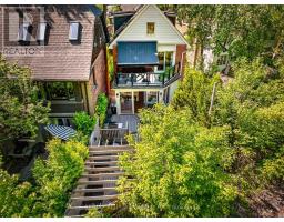 30 EDGEWOOD CRESCENT