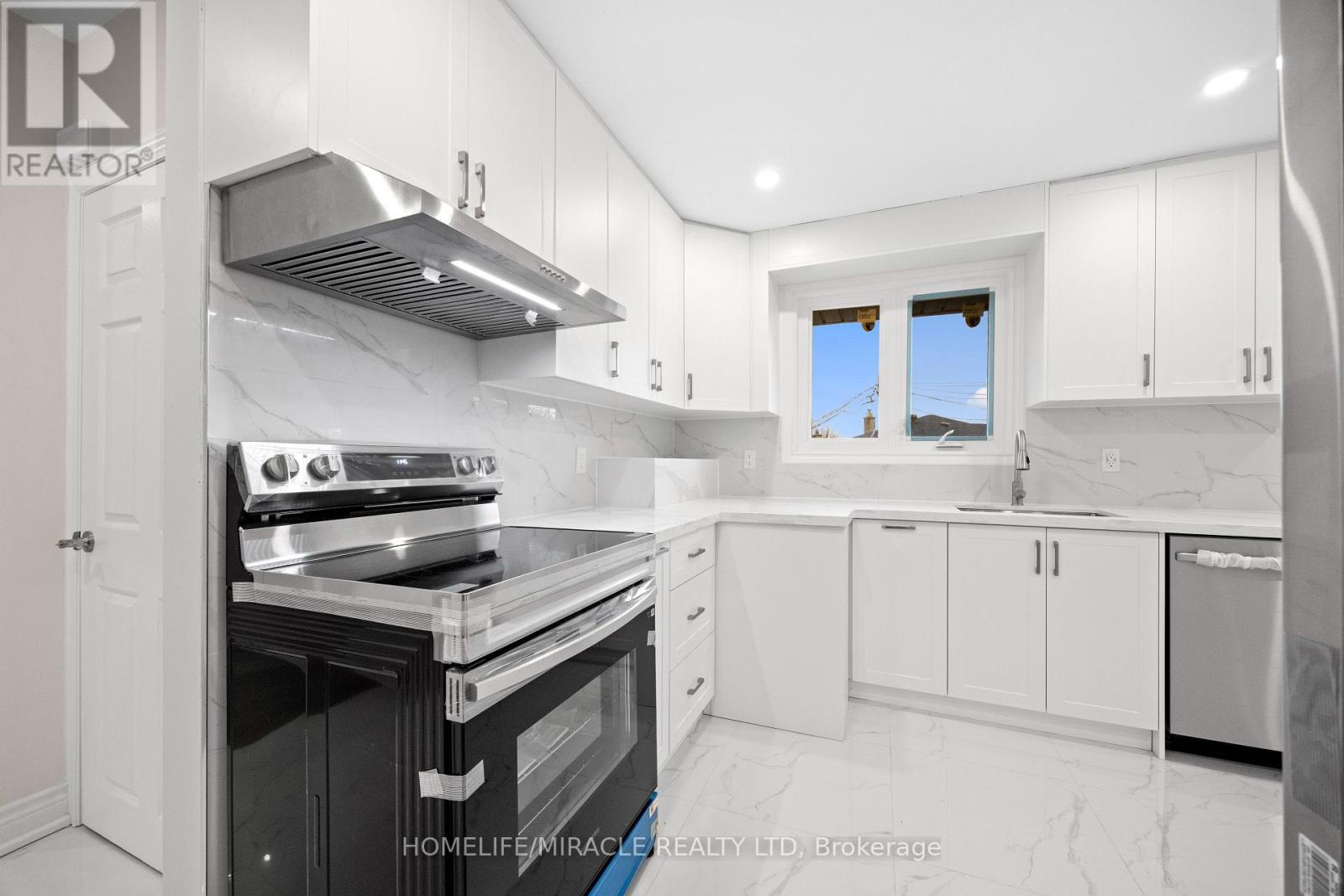 46 Flintwick Drive, Toronto (bendale), Ontario