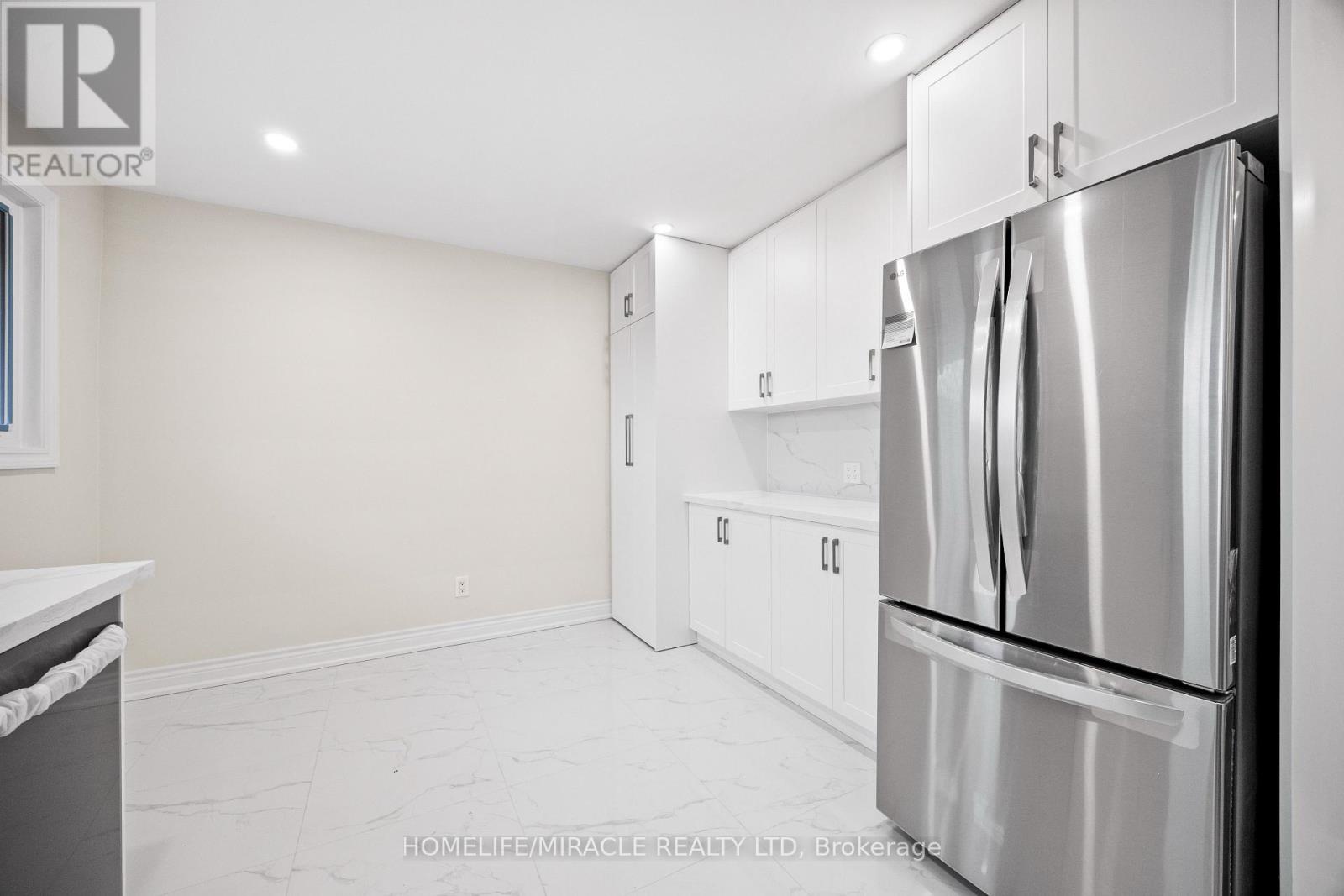 46 Flintwick Drive, Toronto (bendale), Ontario