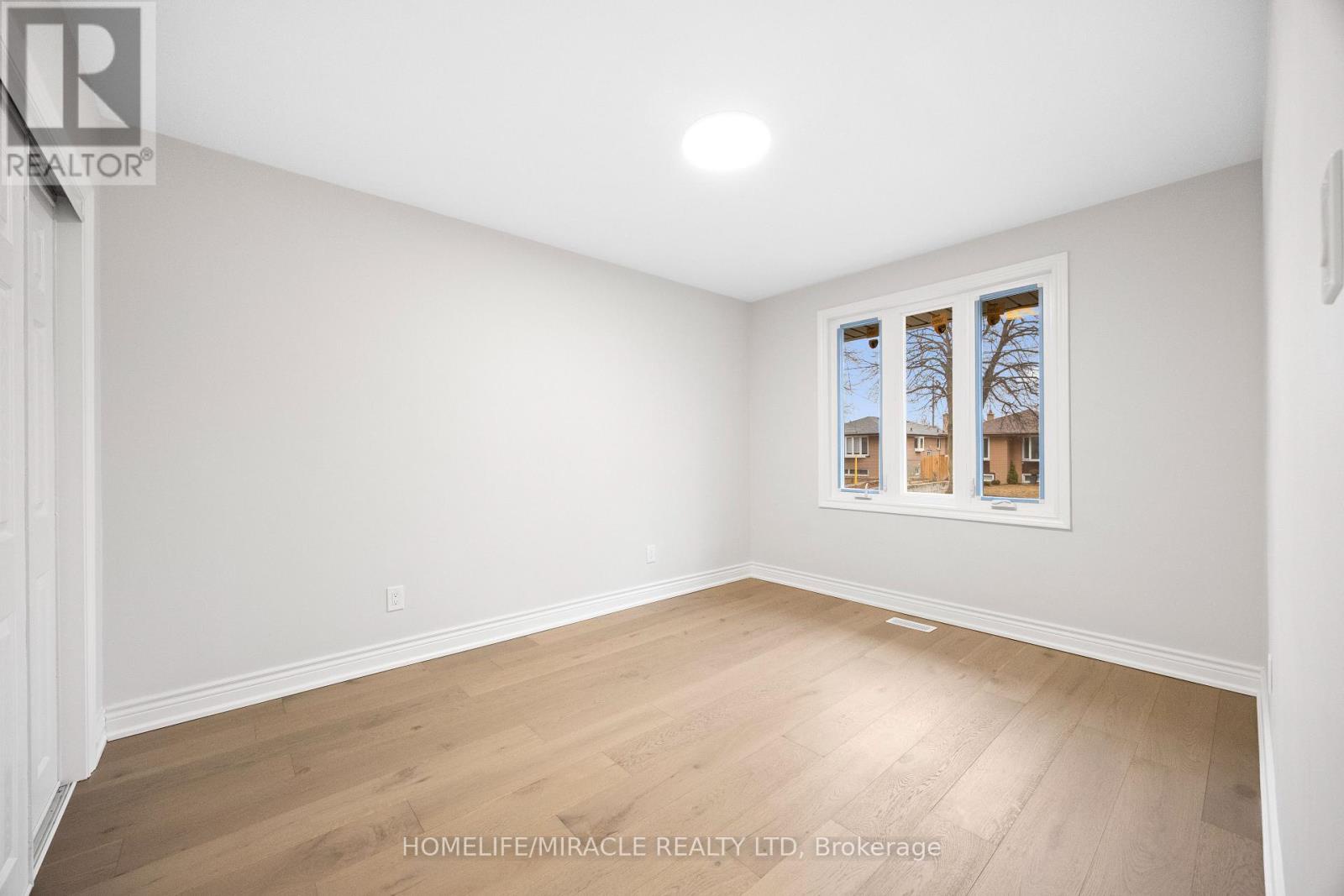 46 Flintwick Drive, Toronto (bendale), Ontario