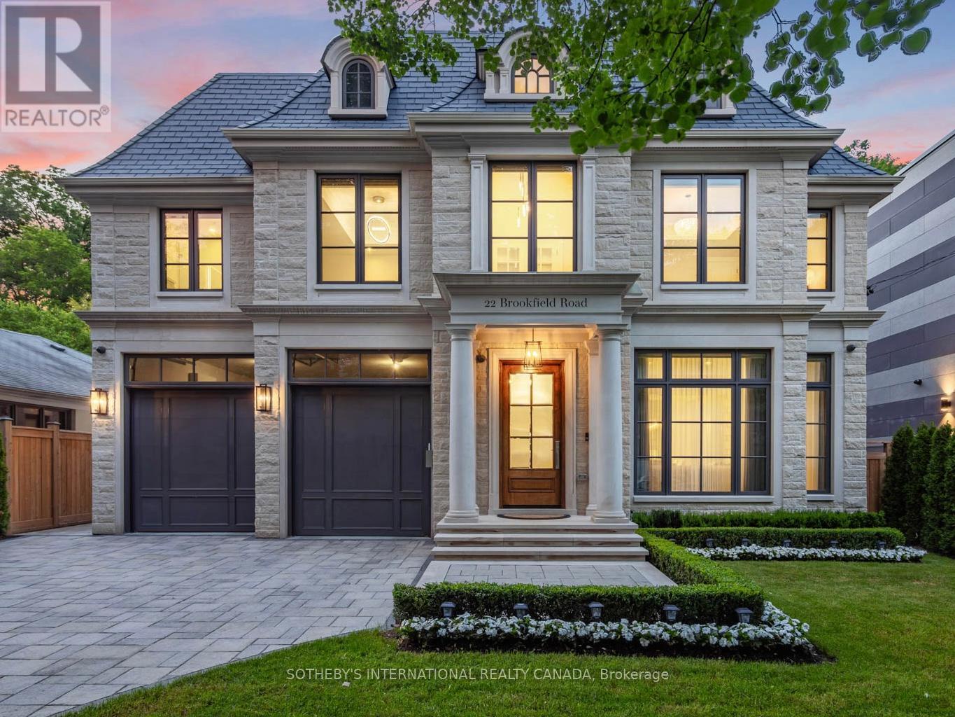 22 Brookfield Road, Toronto (bridle Path-sunnybrook-york Mills), Ontario