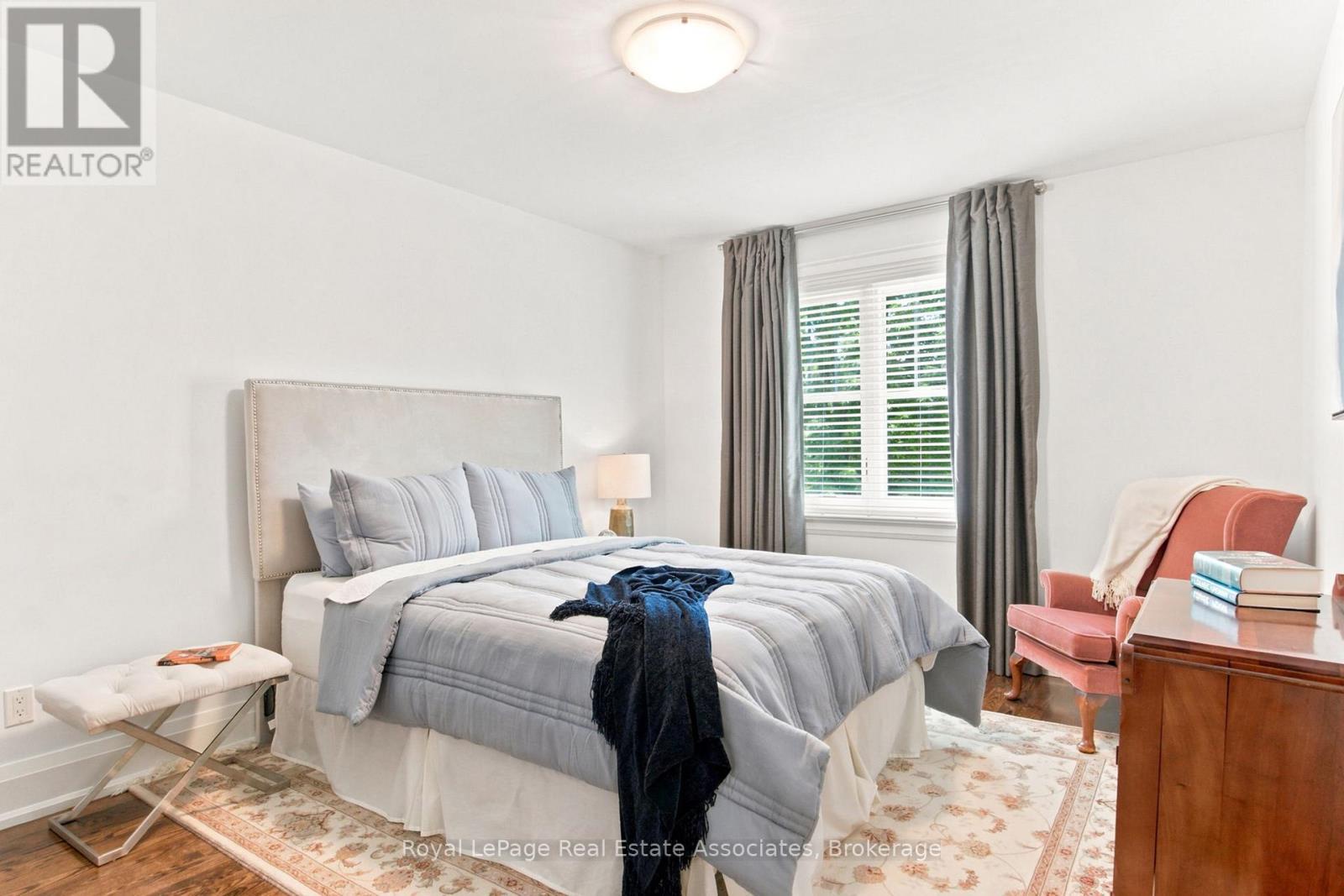 32 Jopling Avenue N, Toronto (islington-city Centre West), Ontario