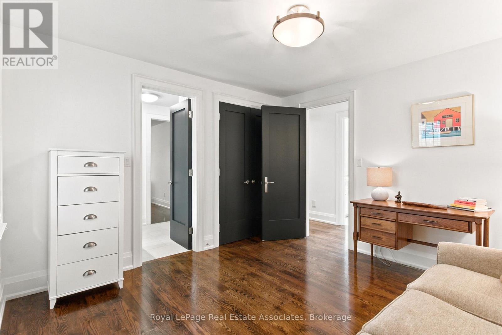32 Jopling Avenue N, Toronto (islington-city Centre West), Ontario