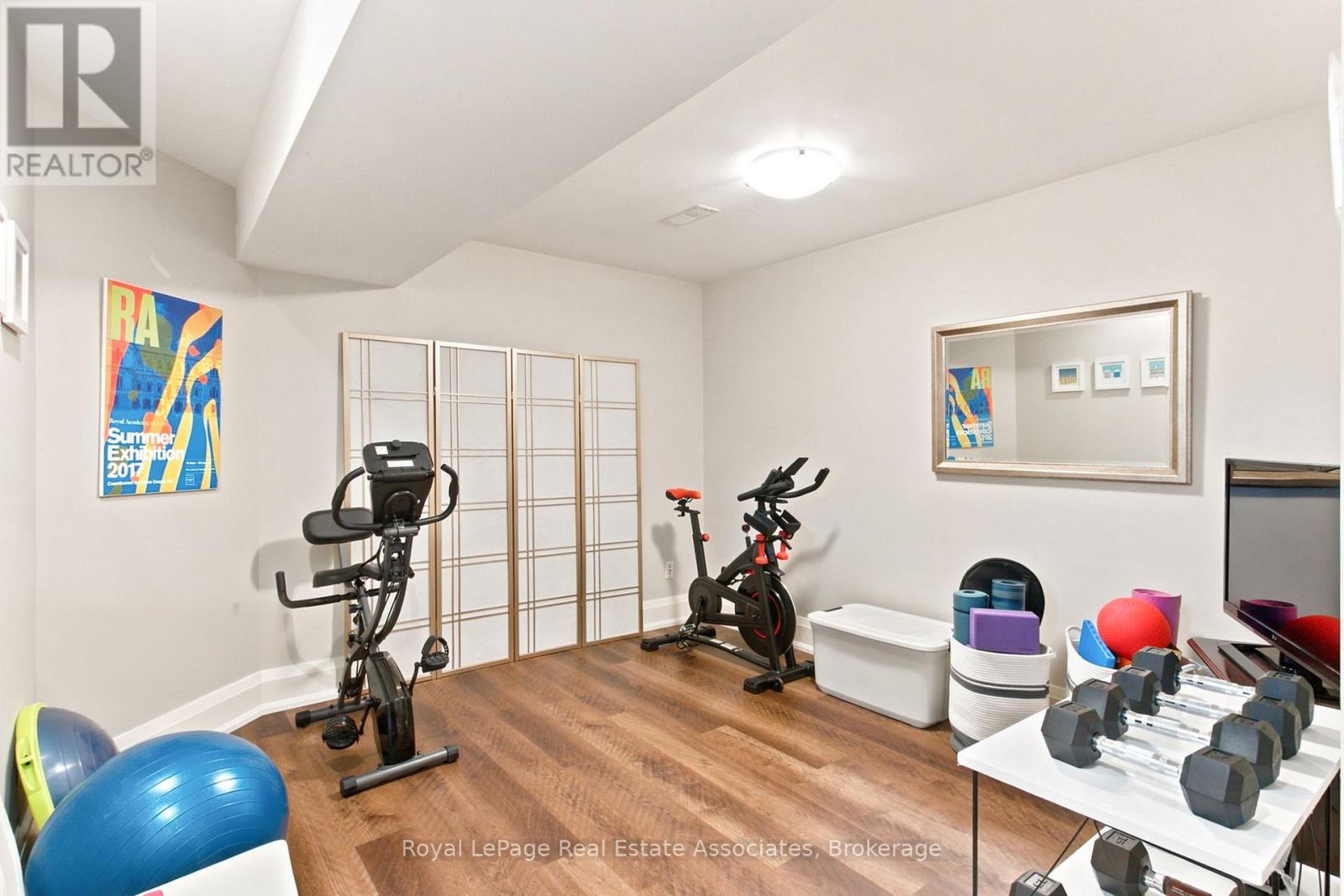 32 Jopling Avenue N, Toronto (islington-city Centre West), Ontario