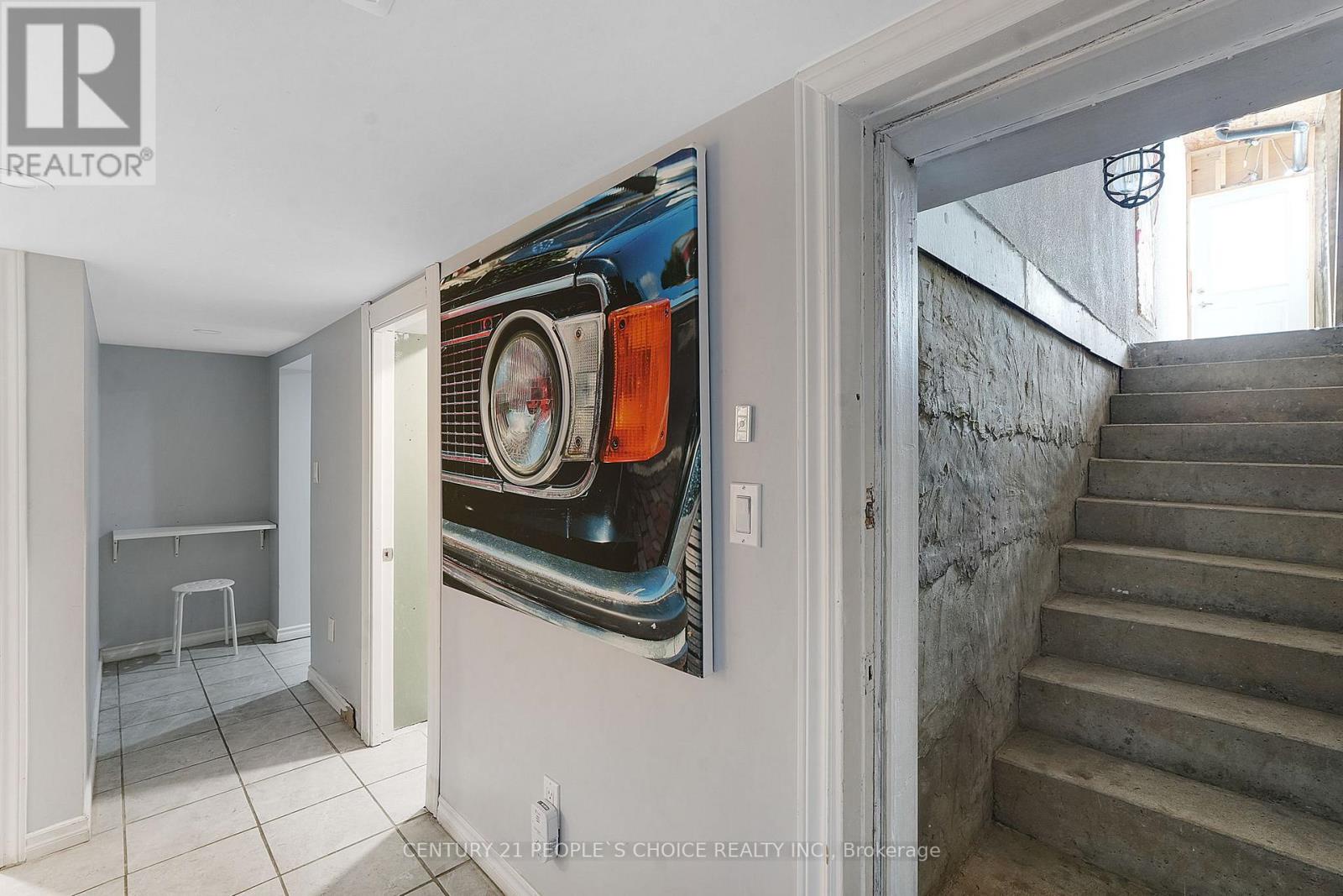 150 Spears Street, Toronto (rockcliffe-smythe), Ontario