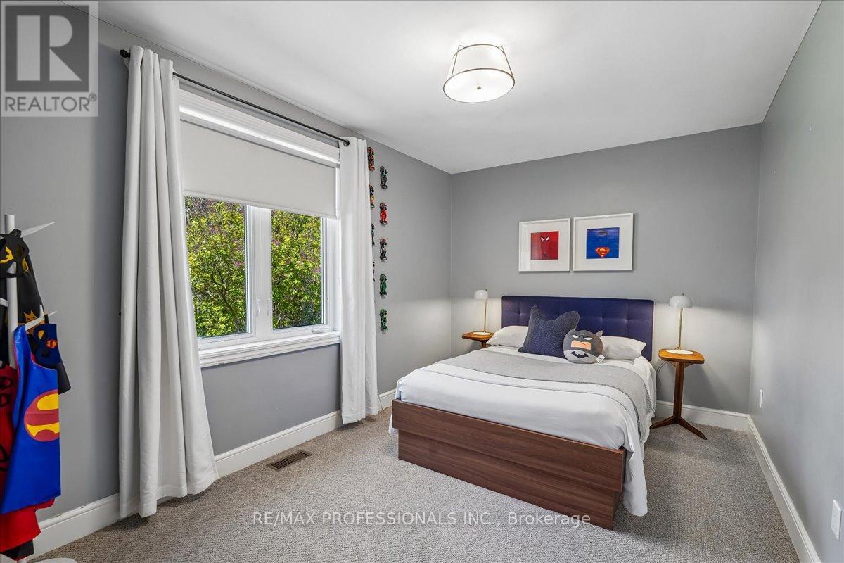 28 Spring Garden Road, Toronto (stonegate-queensway), Ontario