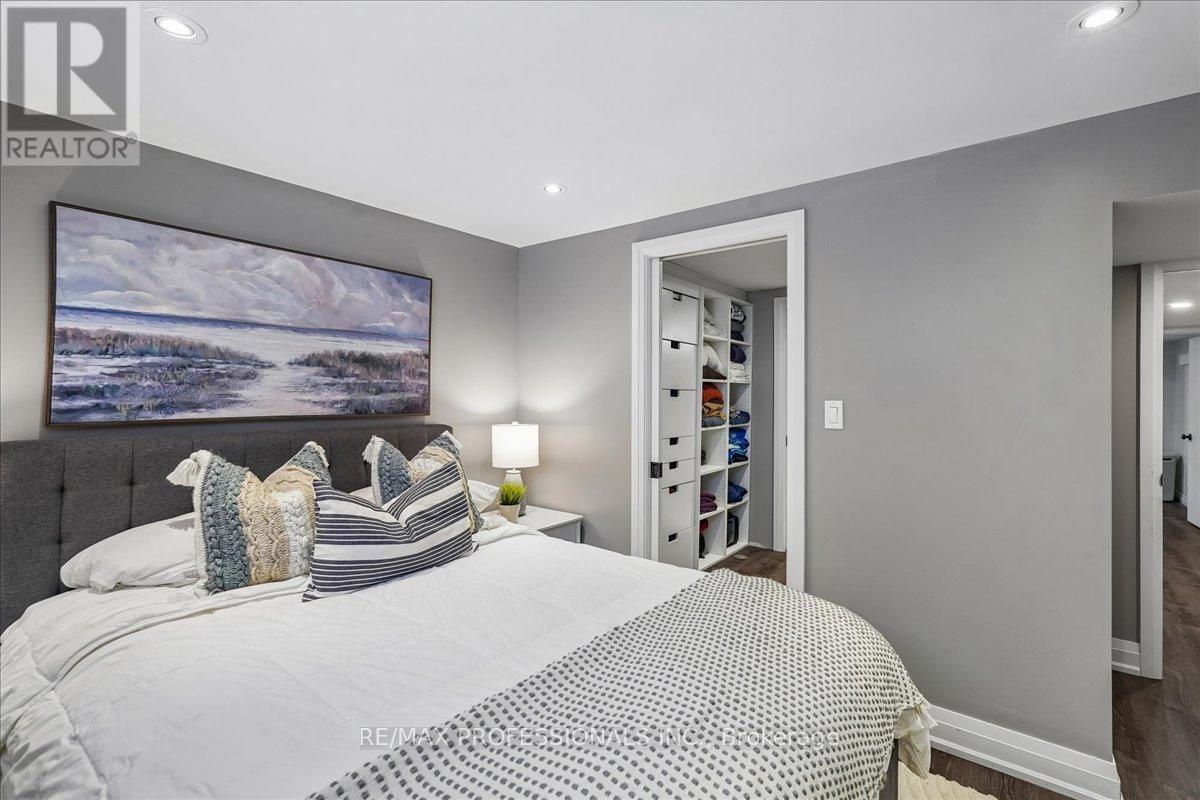 28 Spring Garden Road, Toronto (stonegate-queensway), Ontario