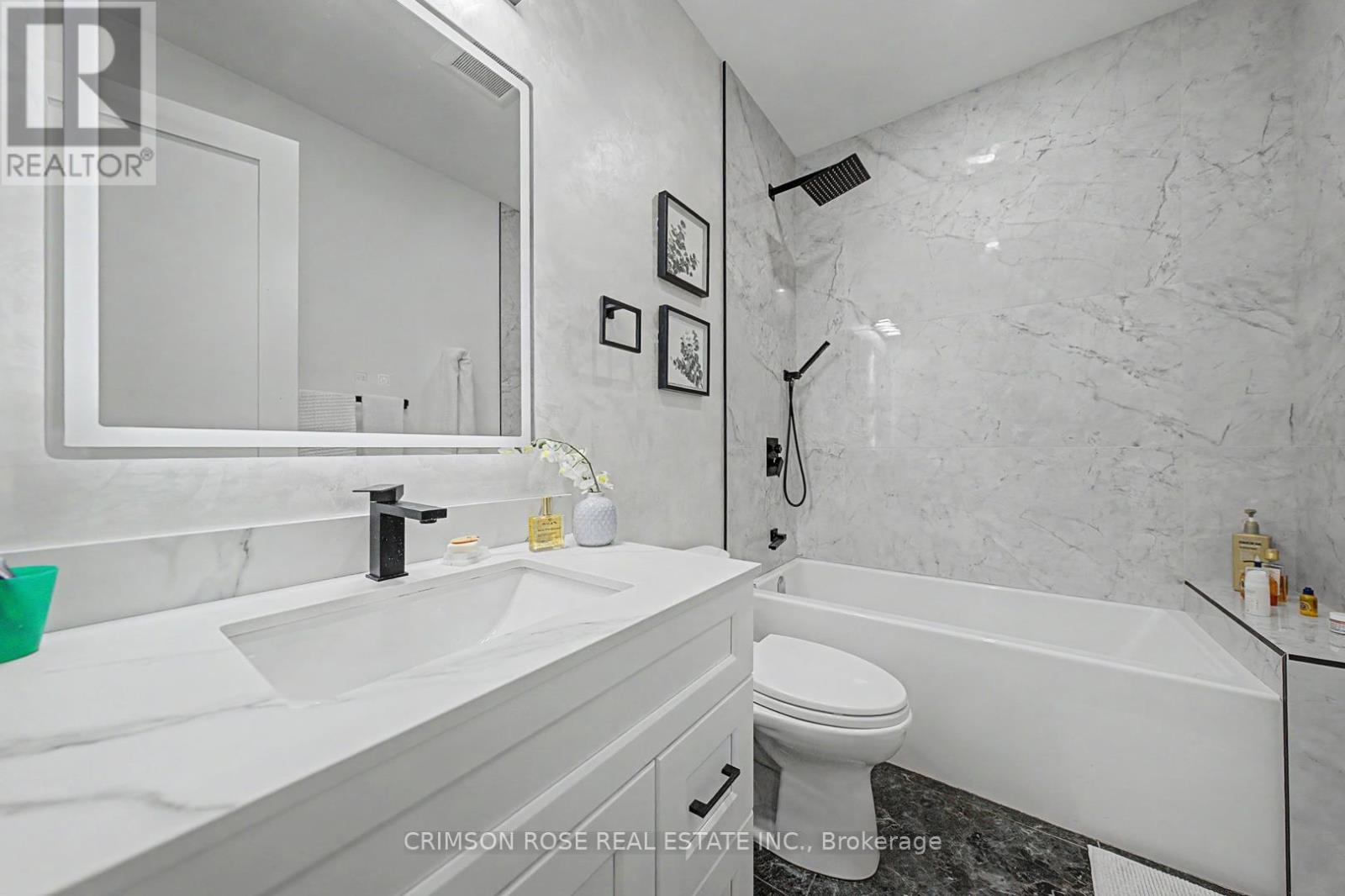 61 Mulgrove Drive, Toronto (etobicoke West Mall), Ontario