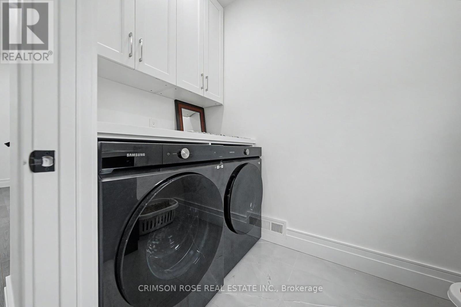 61 Mulgrove Drive, Toronto (etobicoke West Mall), Ontario