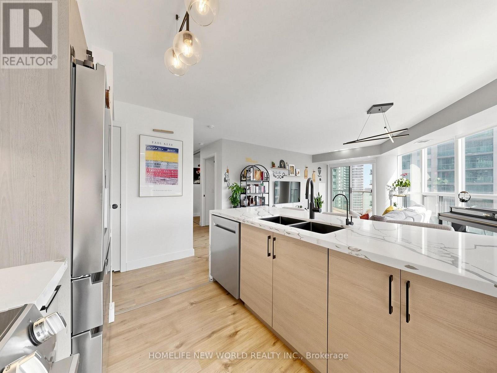 1911 - 30 Grand Trunk Crescent, Toronto (waterfront Communities), Ontario