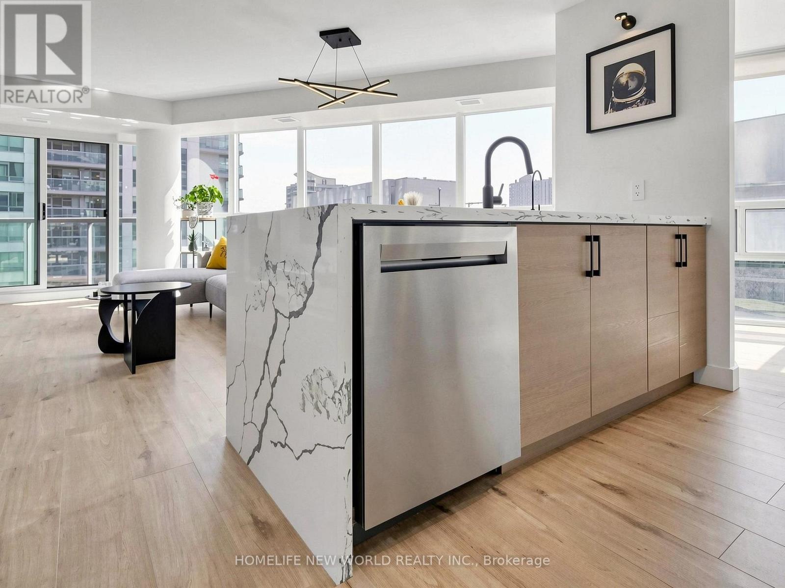 1911 - 30 Grand Trunk Crescent, Toronto (waterfront Communities), Ontario