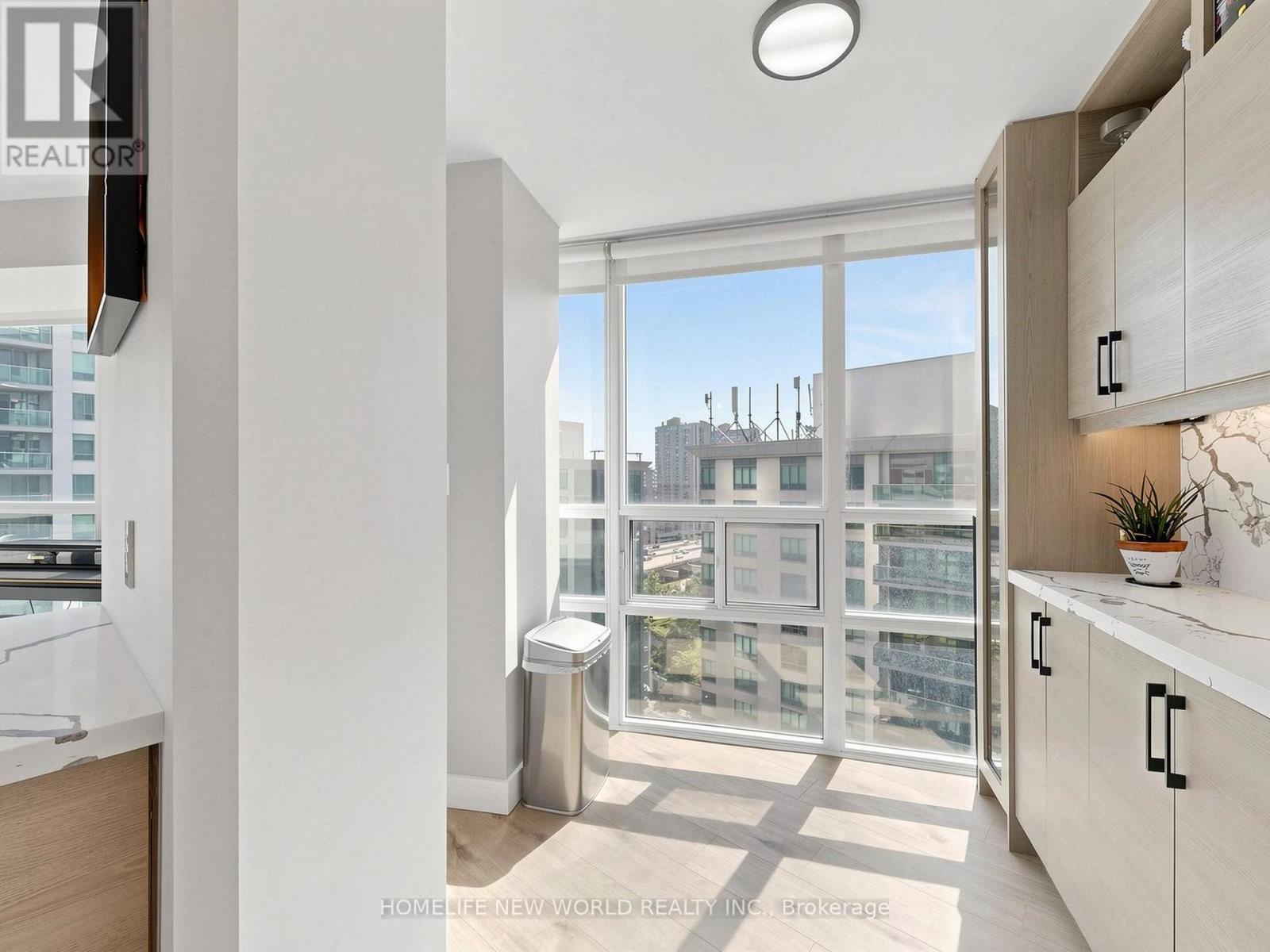 1911 - 30 Grand Trunk Crescent, Toronto (waterfront Communities), Ontario