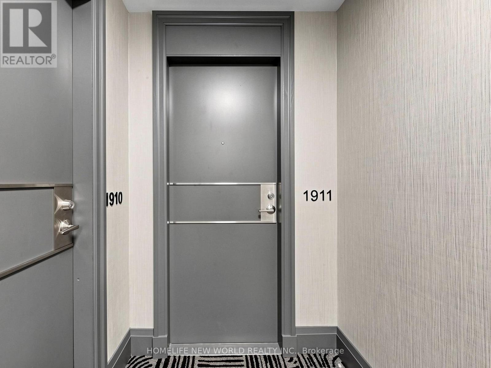 1911 - 30 Grand Trunk Crescent, Toronto (waterfront Communities), Ontario