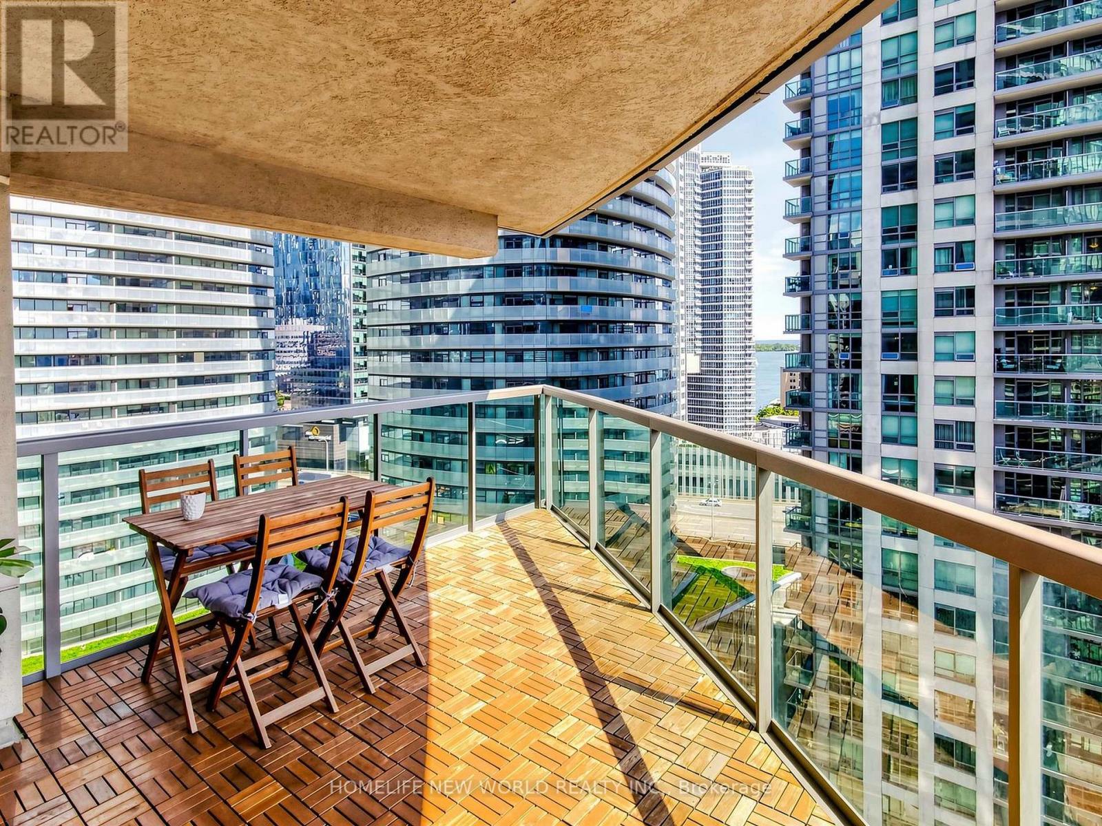 1911 - 30 Grand Trunk Crescent, Toronto (waterfront Communities), Ontario