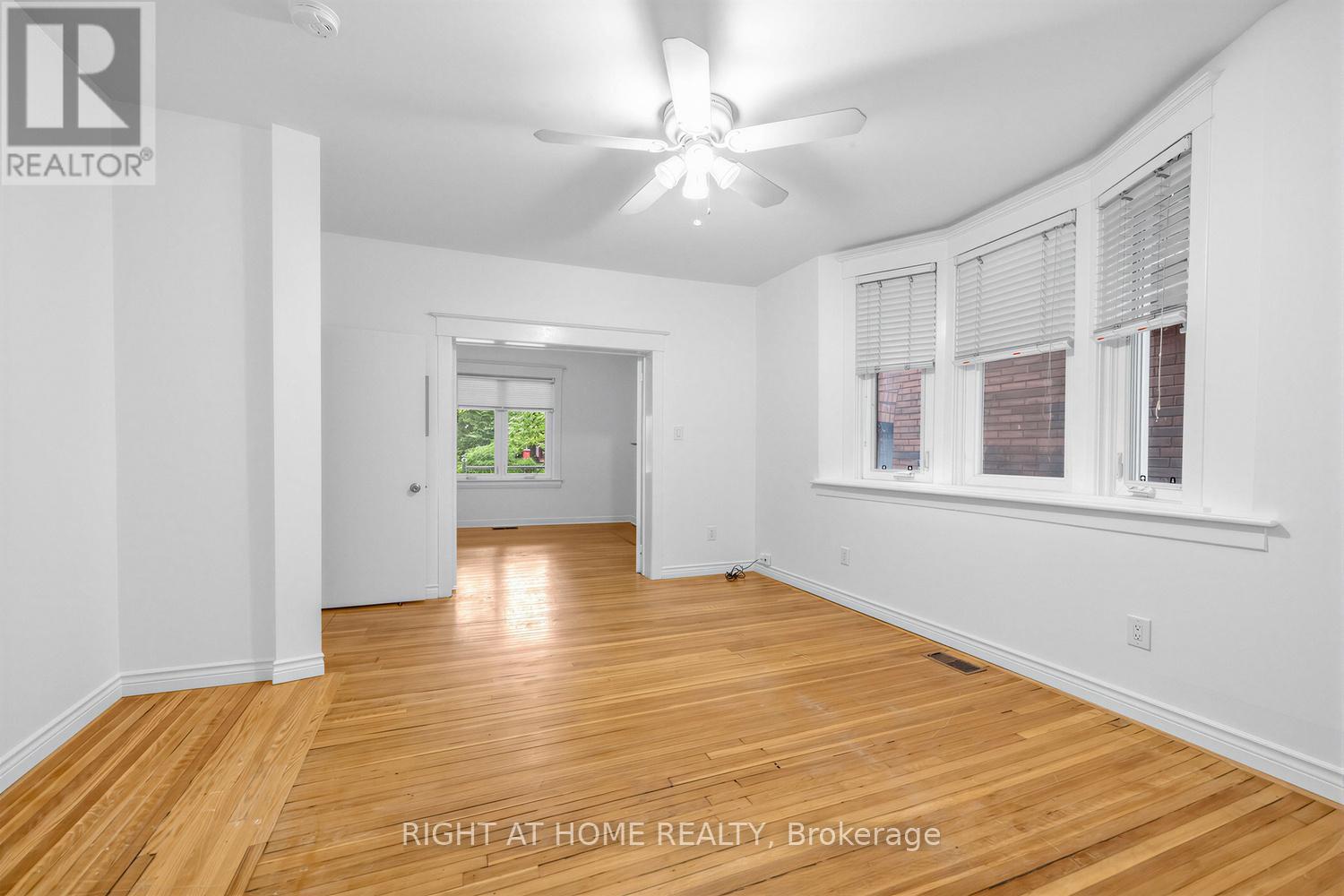 38 Kenneth Avenue, Toronto (high Park North), Ontario