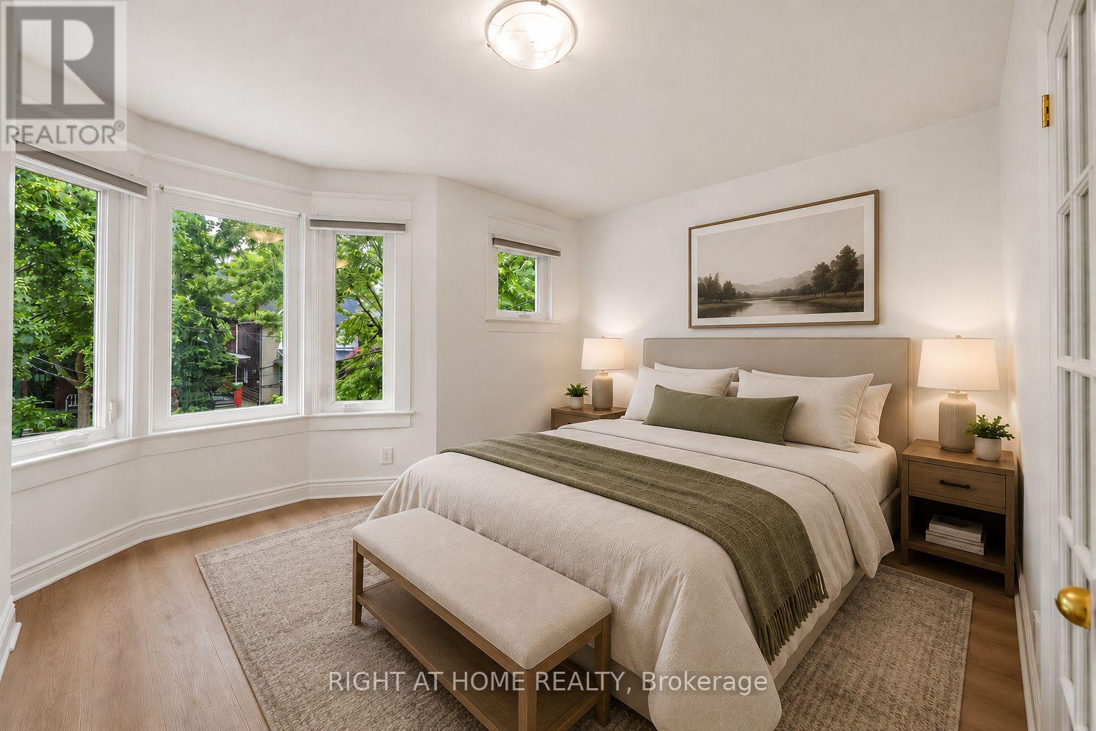 38 Kenneth Avenue, Toronto (high Park North), Ontario