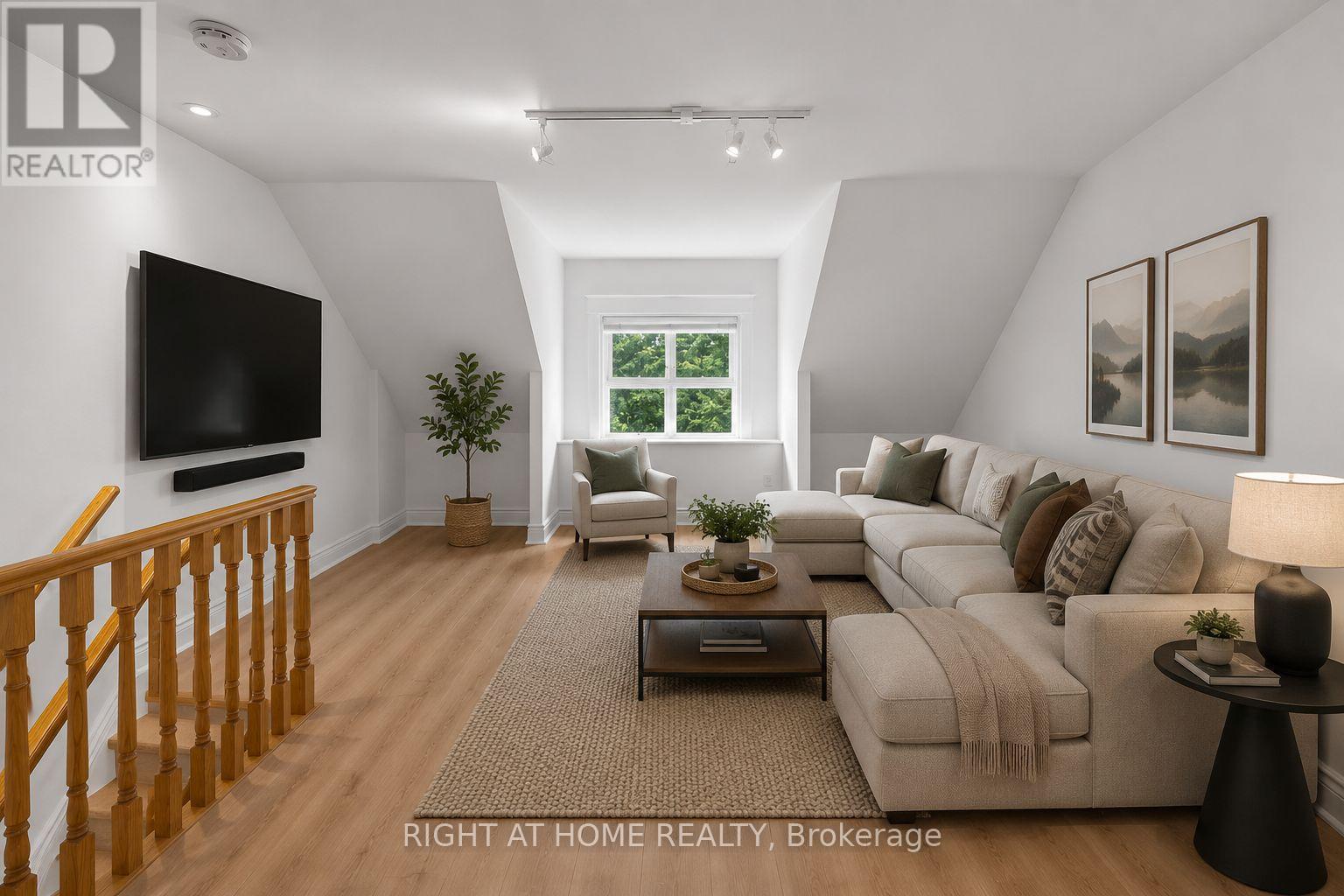 38 Kenneth Avenue, Toronto (high Park North), Ontario