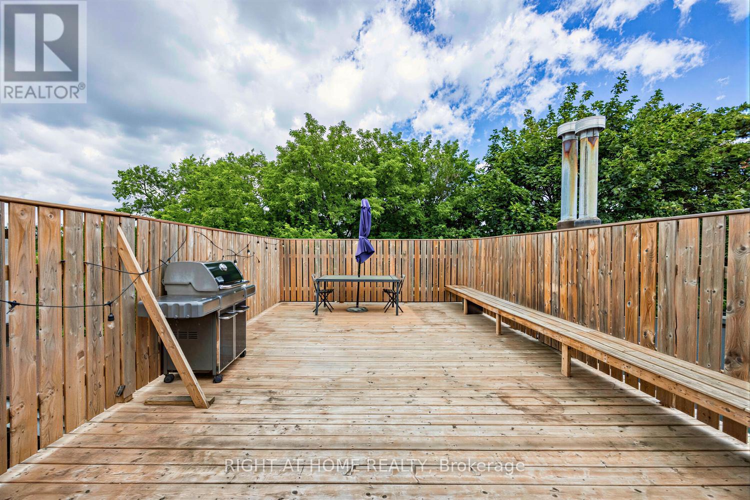 38 Kenneth Avenue, Toronto (high Park North), Ontario