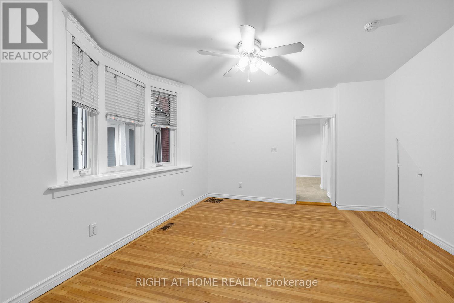 38 Kenneth Avenue, Toronto (high Park North), Ontario