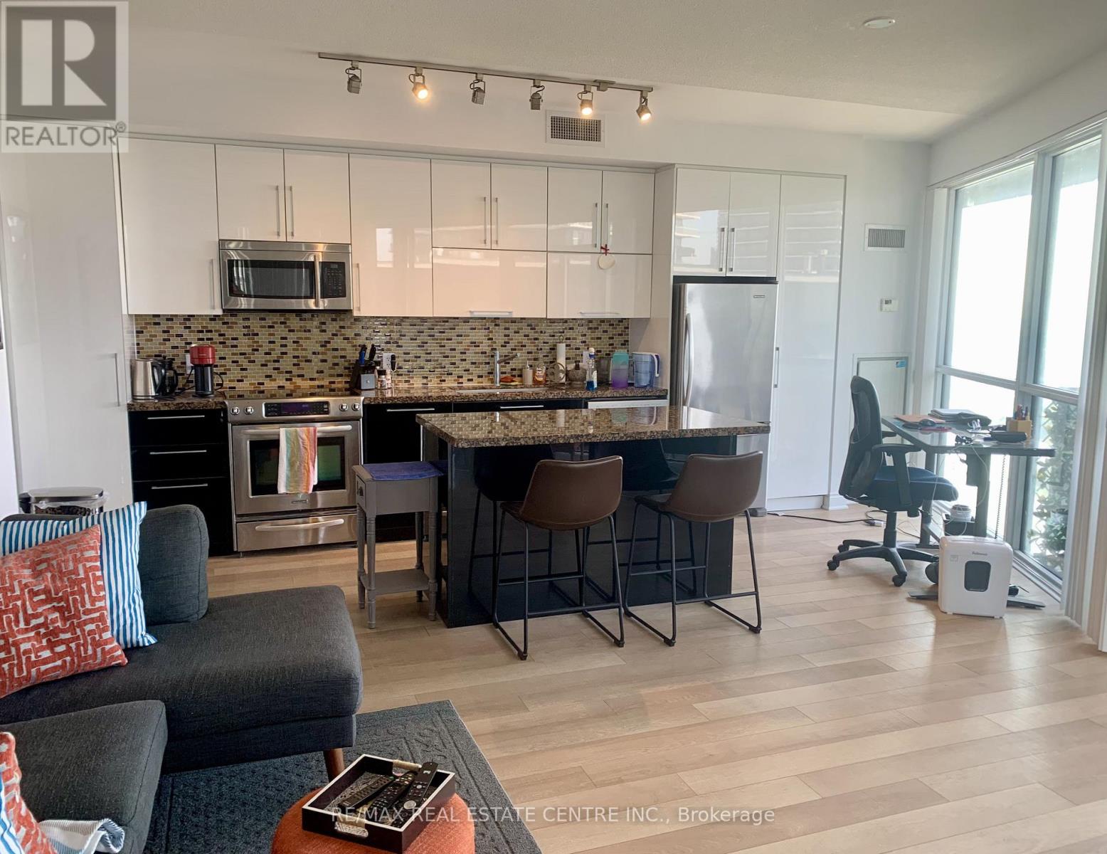 1906 - 80 Marine Parade Drive N, Toronto (mimico), Ontario