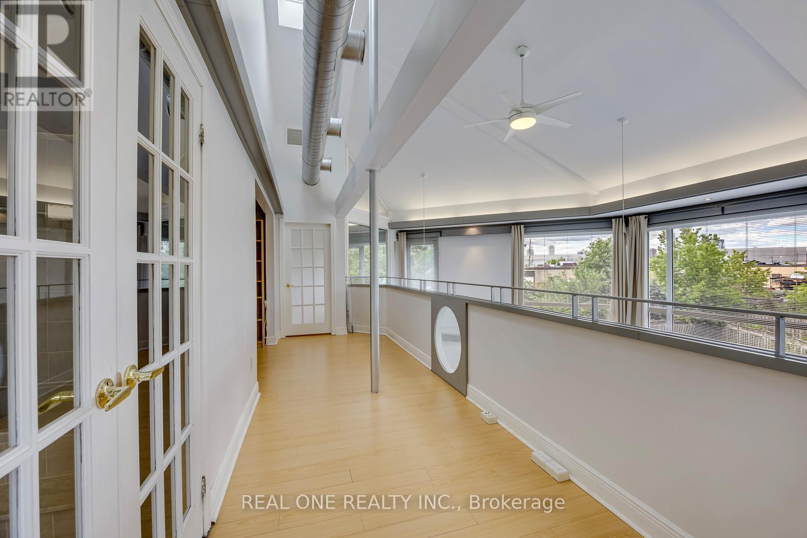 71 Stock Avenue, Toronto (islington-city Centre West), Ontario