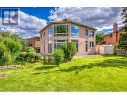 71 STOCK AVENUE